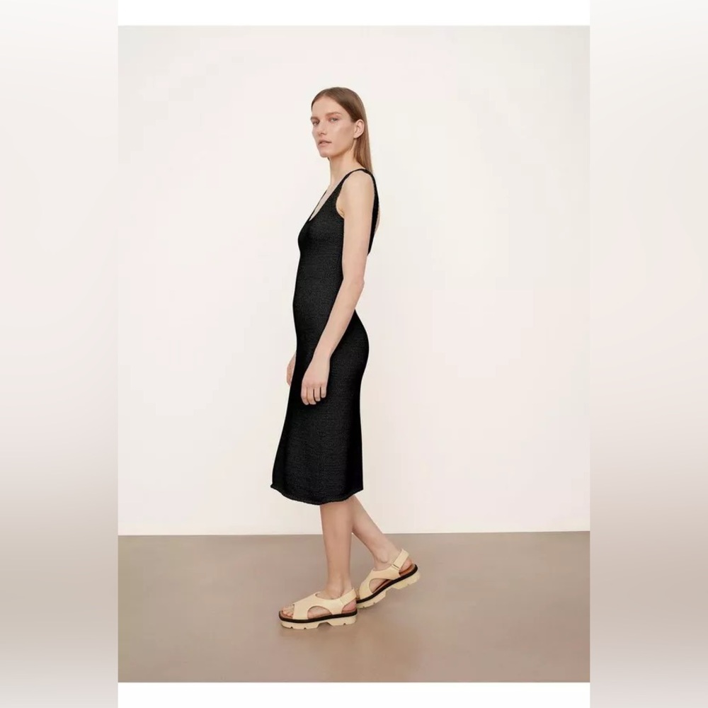 NWT Vince. Textured knit dress. Size Small
